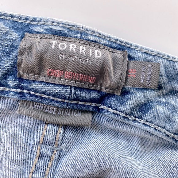 Torrid boyfriend crop jeans - Picture 2 of 6